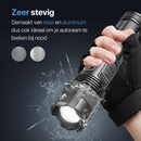 LUSQ® Led Zaklamp - Oplaadbaar - 5W - IP46 Waterdicht - 350 meter - 1500 oplaadbare Lithium batterij - 4 standen - In en uitzoom baar - Aluminium - Incl. Oplader - Incl. oplaadbare batterij- vaderdag cadeau - Zwart